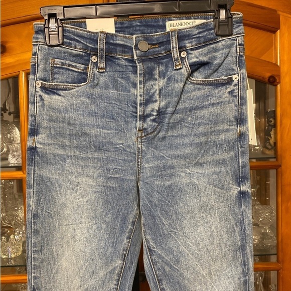 BLANKNYC Women’s High Waist Madison Crop Button Fly Jeans NWT size 25 - Picture 4 of 12